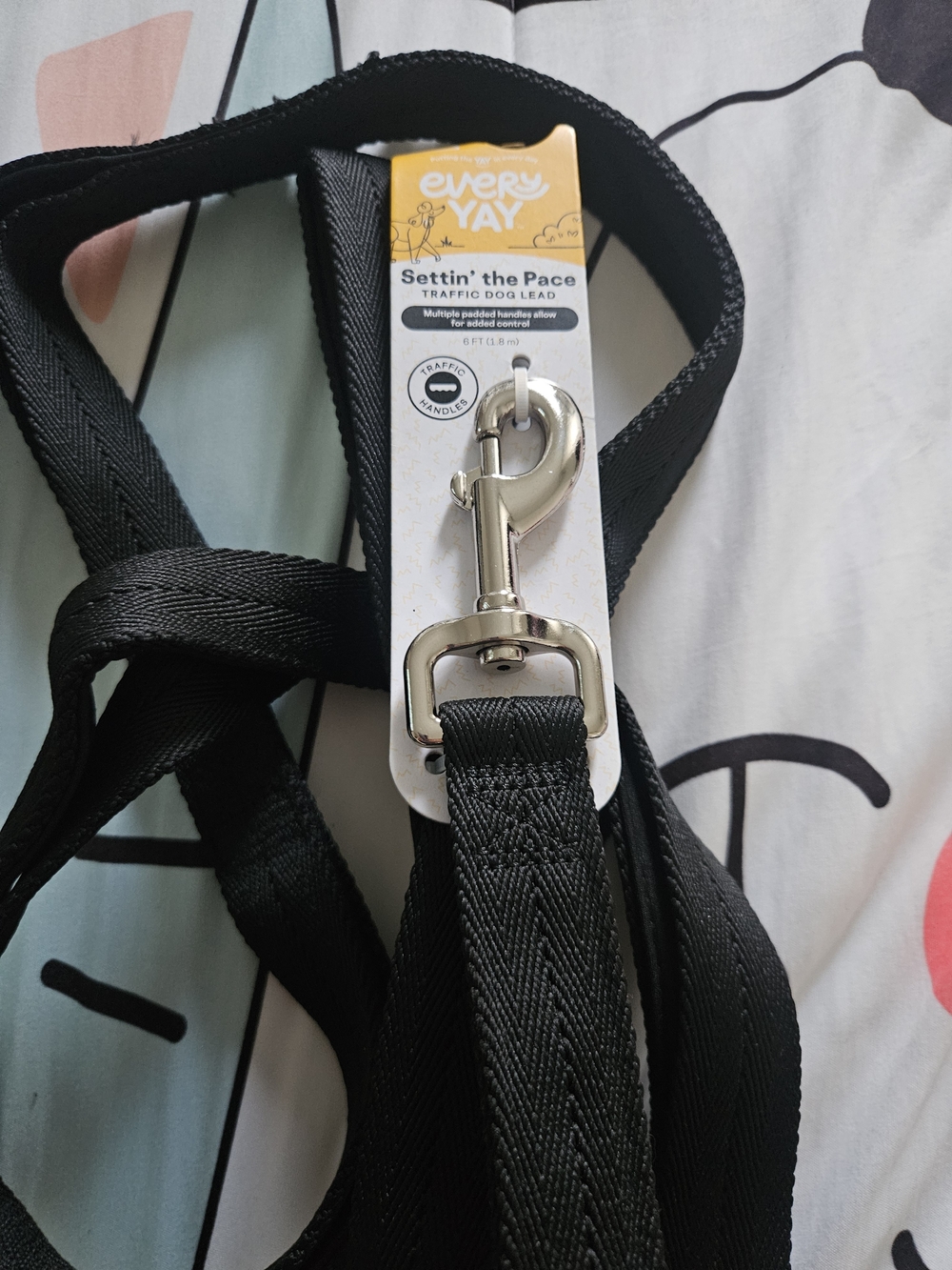 Settin' the Pace Black Traffic Dog Lead - Comfortable Walks